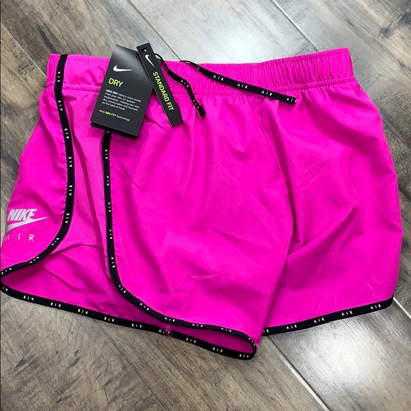 NIKE Women’s running shorts with Dri-Fit Technolog - Picture 8 of 12